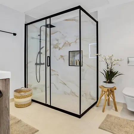 Magna 3 Bed With Spectacular Views 公寓 马尔韦利亚